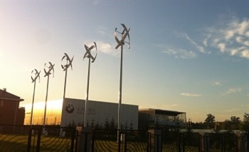 Hybrid Wind and Solar Systems as Renewable Energy Solutions: An Interview with David Droz