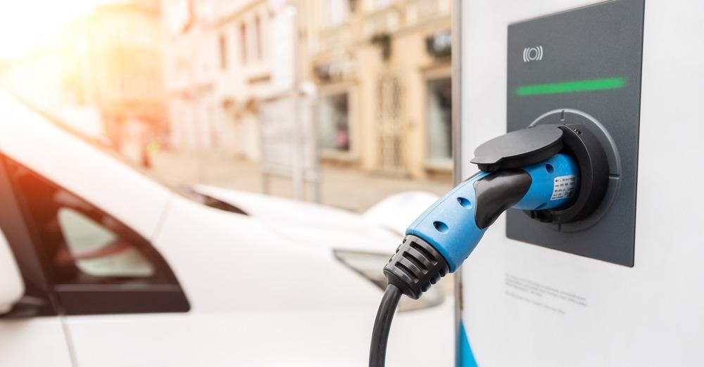 ulta-fast charger, electric vehicle