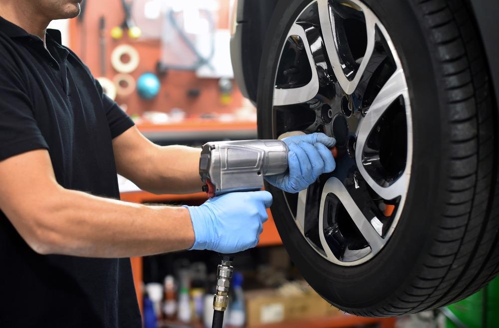 electric vehicle, car tires, sustainable tires