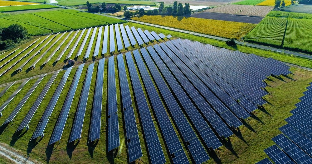 solar industry, solar panel, digital twin