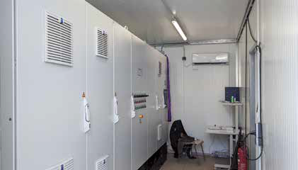 The control system for the turbo blowers is housed in a separate container. As the technology of the wastewater treatment plant was destroyed by the flood, the control of the mobile rental solution runs separately.