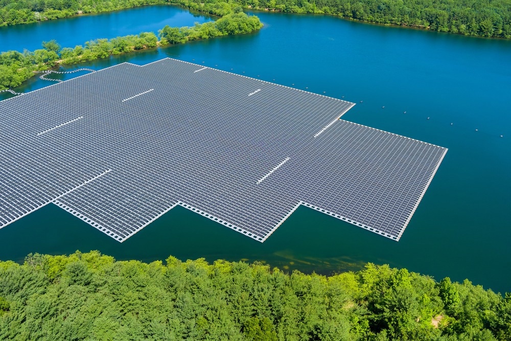 floating solar panels