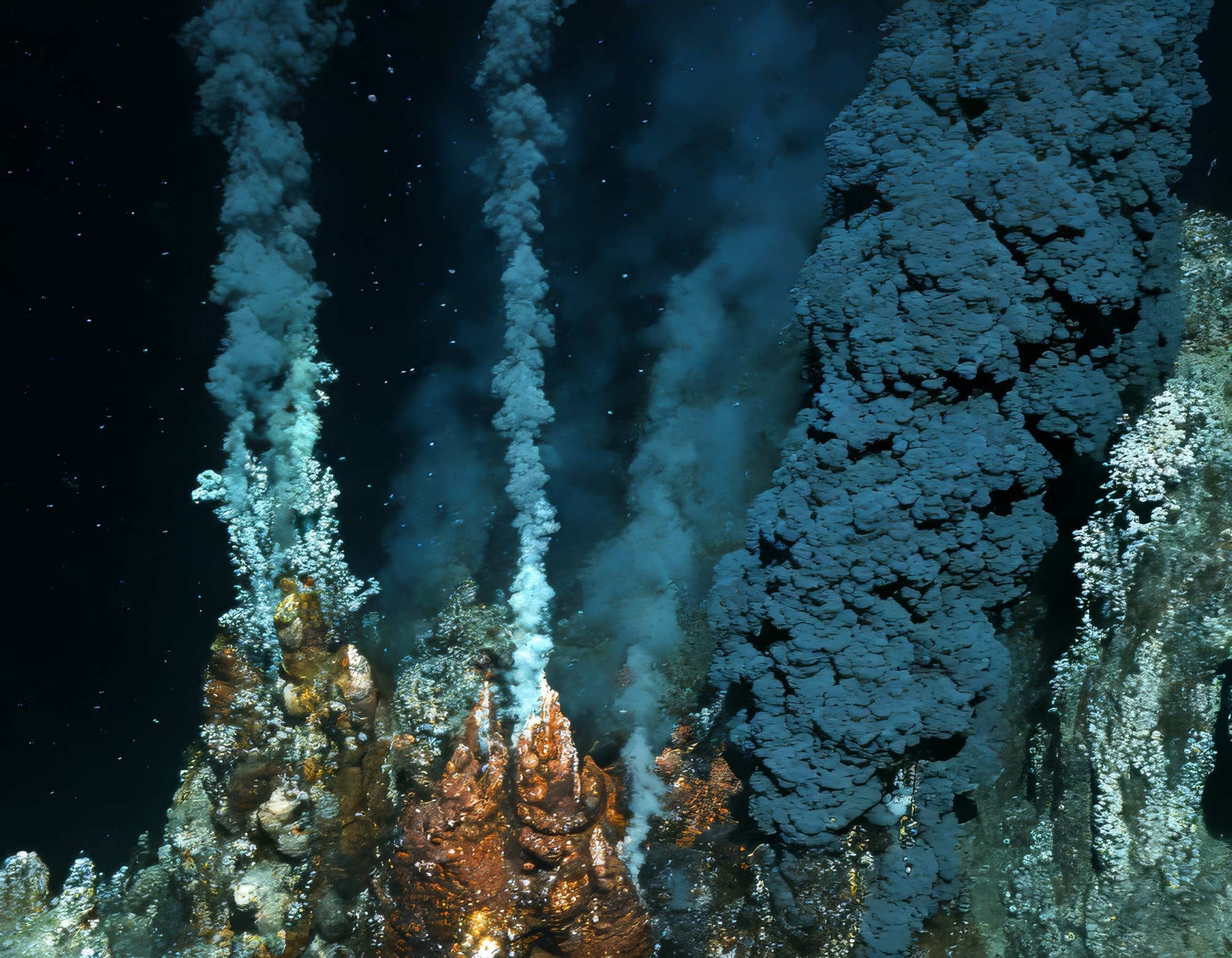 deep-sea mining underwater hydrothermal vents
