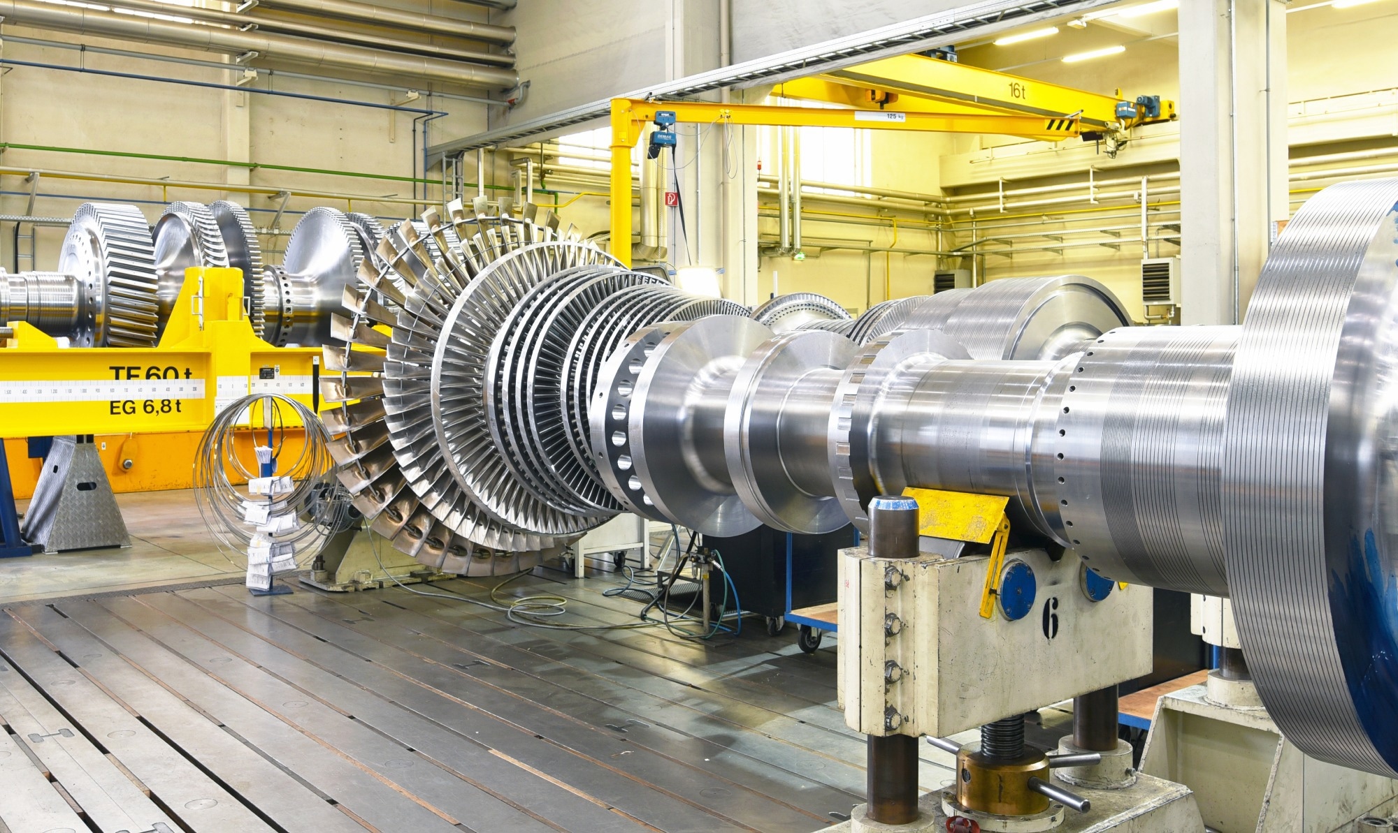Assembly of a turbine for use, remanufacturing.