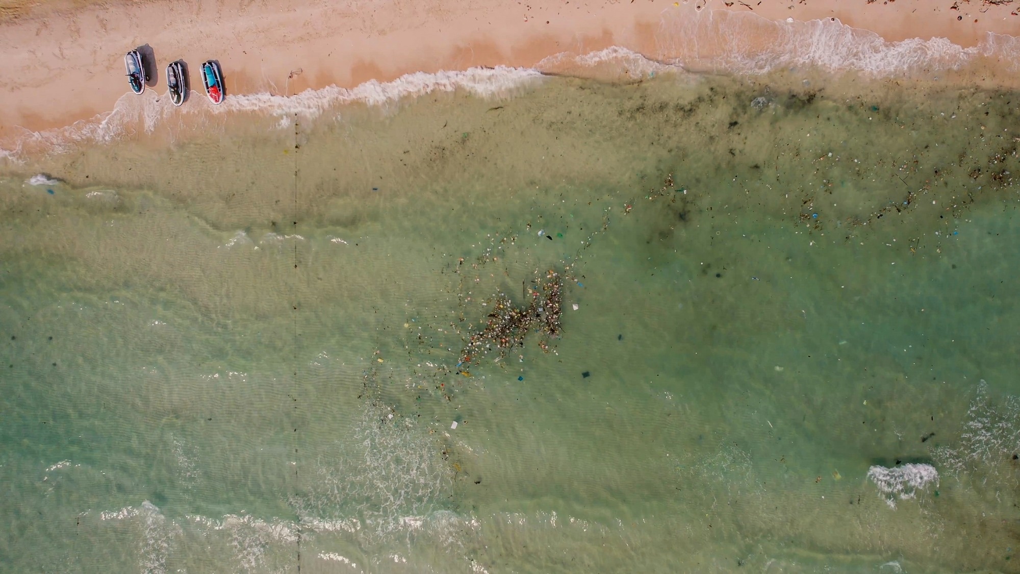 litter in the ocean from above