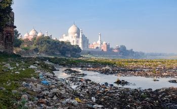 How Digital Solutions Could Tackle Post-Consumer Waste in Developing Countries