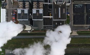 Direct Air Carbon Capture versus Bioenergy Carbon Capture and Storage