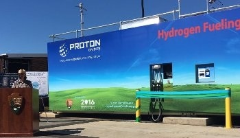 Zero Emission Vehicles with a Hydrogen Infrastructure
