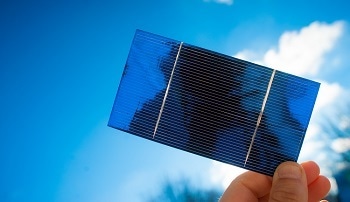 Are Perovskite Cells More Efficient?