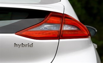Hybrid 3D Printing in the Automotive Industry