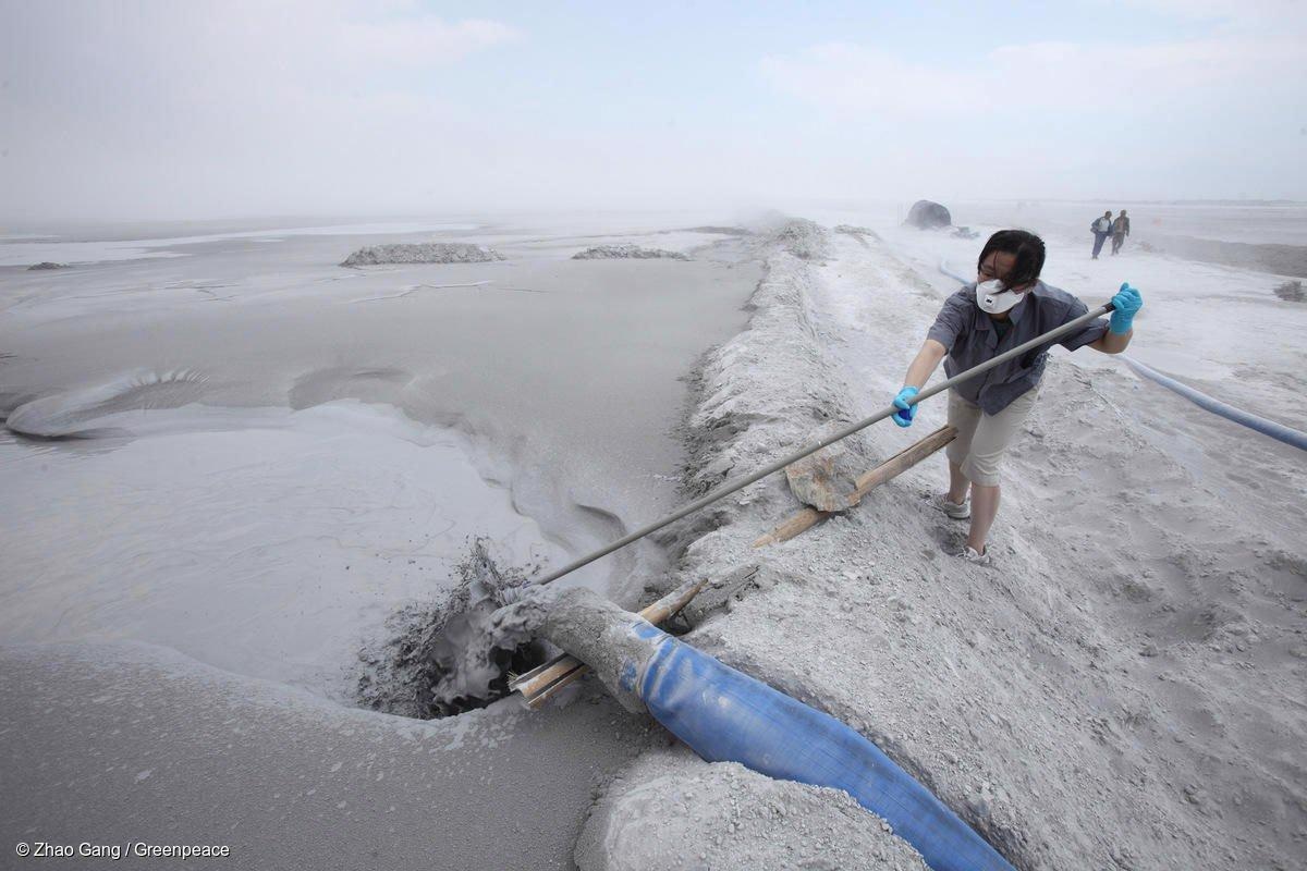 Study Shows Fossil Fuel Use has Outsized Impact on River Sediment