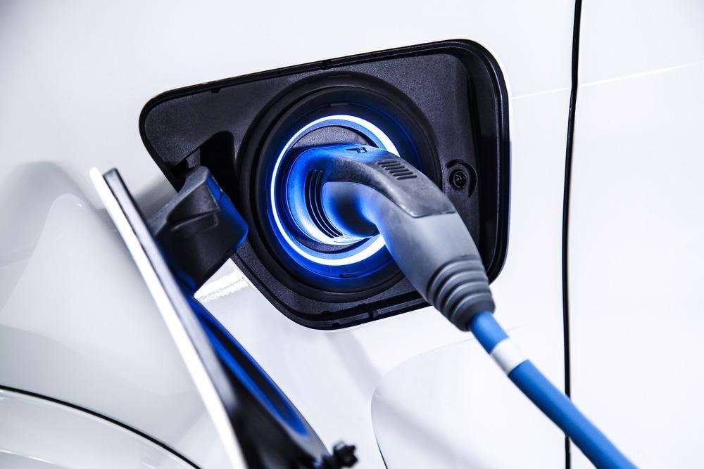 charging electric vehicle
