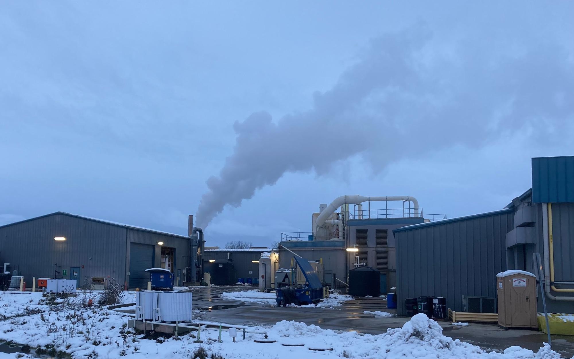 Novel Compound Harvests CO2 to Make Useful Products.