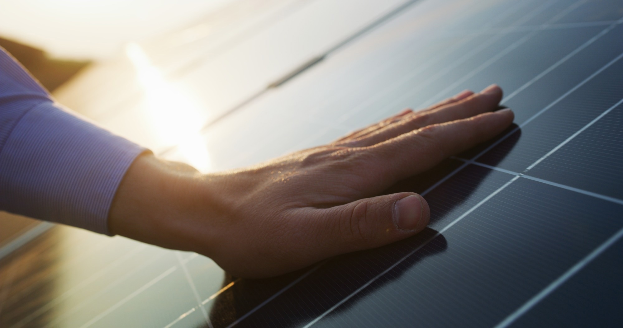 HEADLINE Schneider Electric Introduces Solar Solutions That Provide Energy to Remote Communities.