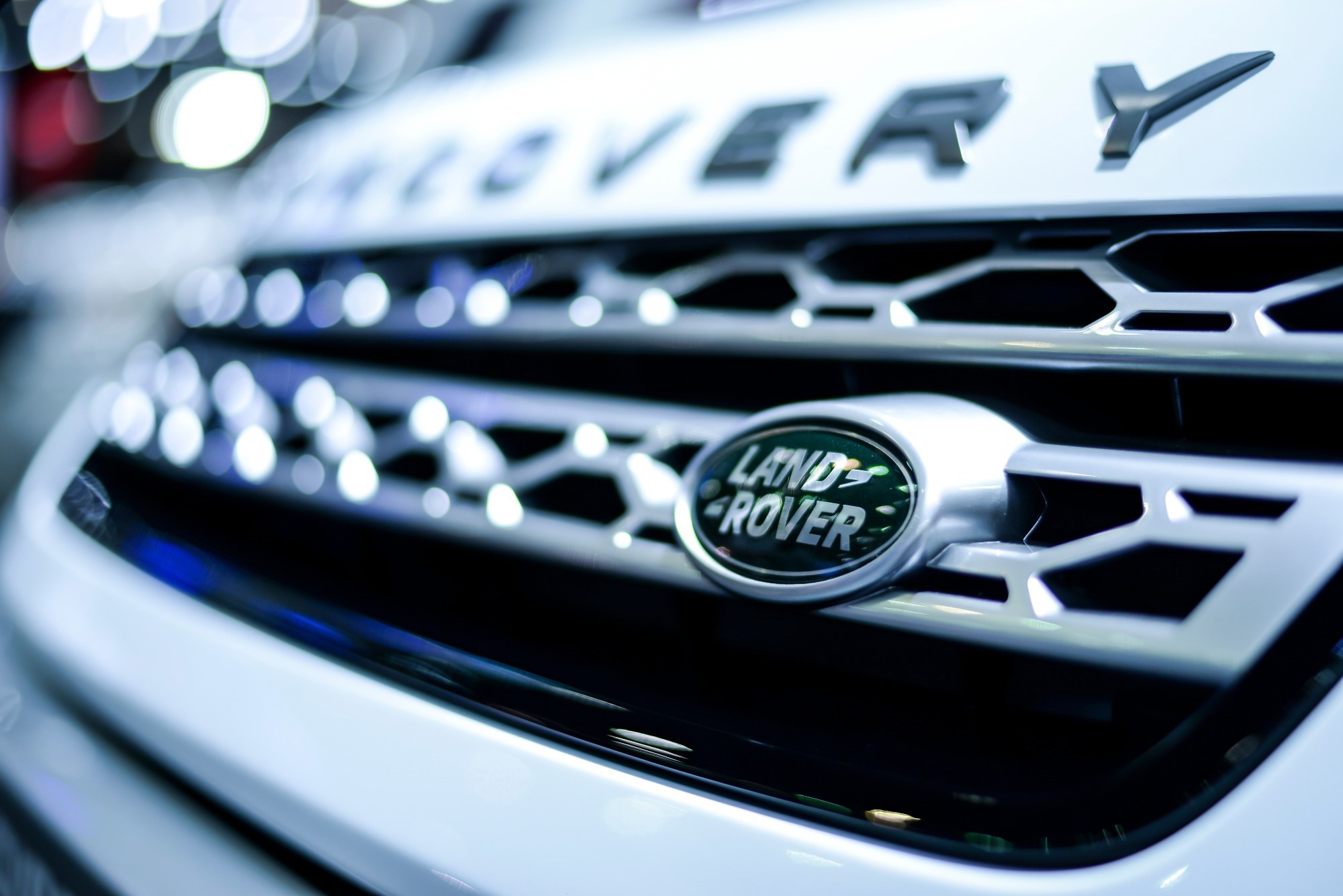 Jaguar Land Rover Recycles EV Batteries for New Energy Storage System.