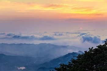 Microplastic–Cloud Interactions and the Potential Impacts On Cloud Formation