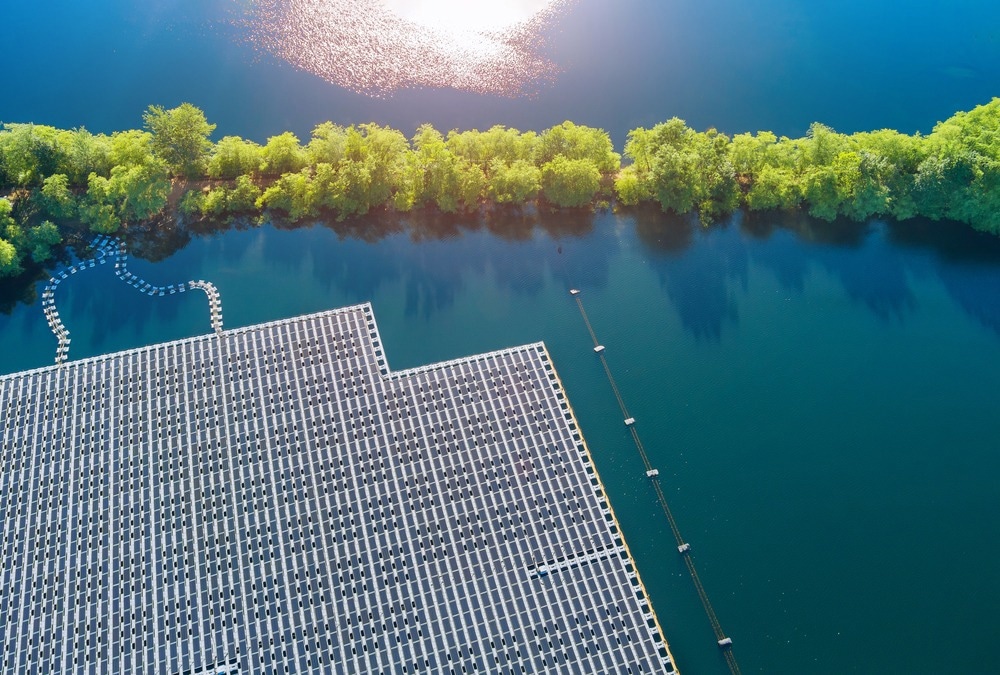 floating solar panels