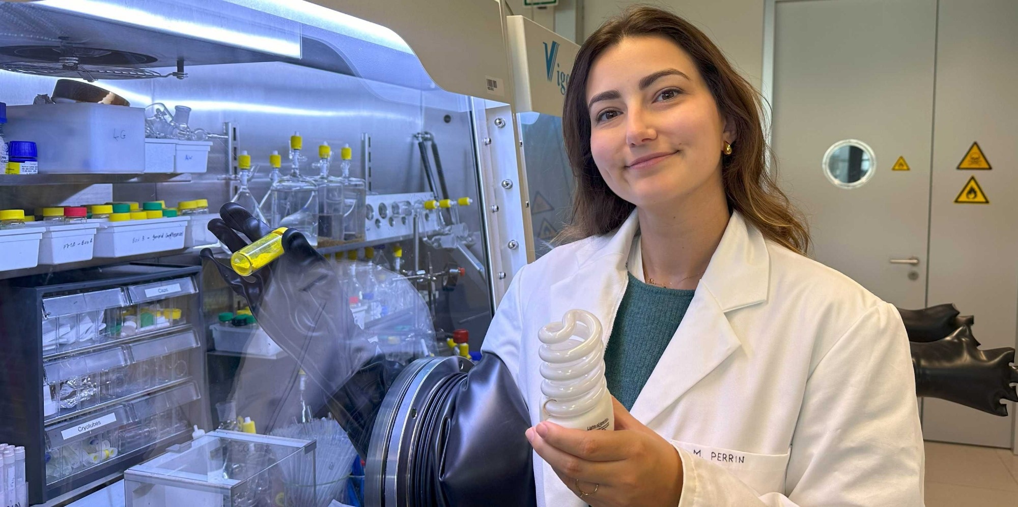 Developing an Eco-Friendly Method to Extract Europium from Waste