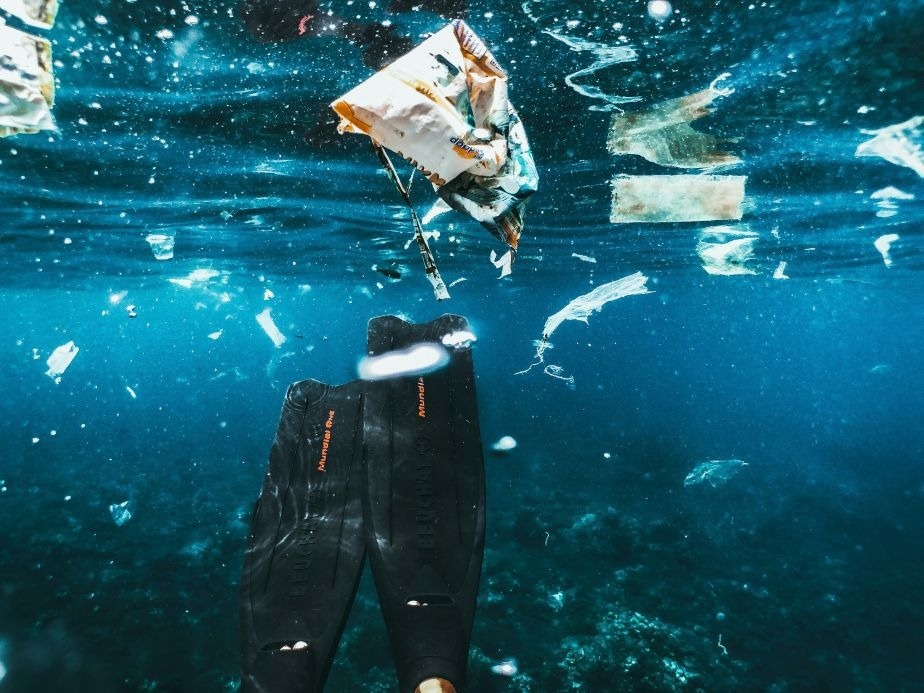 Innovative Technique Transforms Microplastics Into Graphene