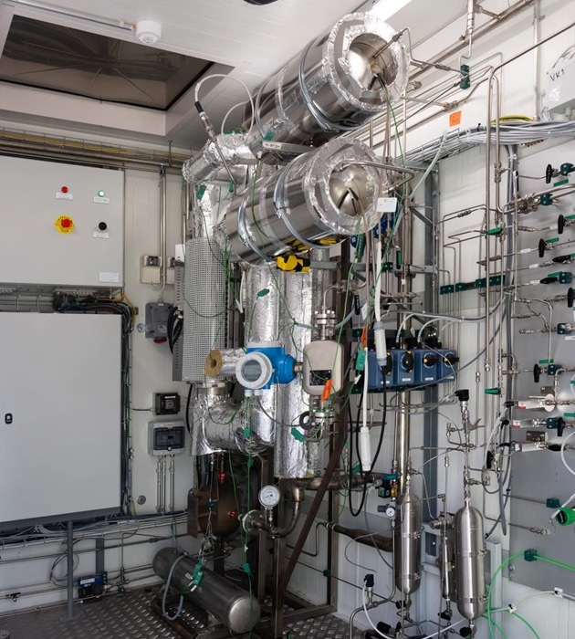 Sea Container Pilot Plant Transforms CO2 into Useful Materials