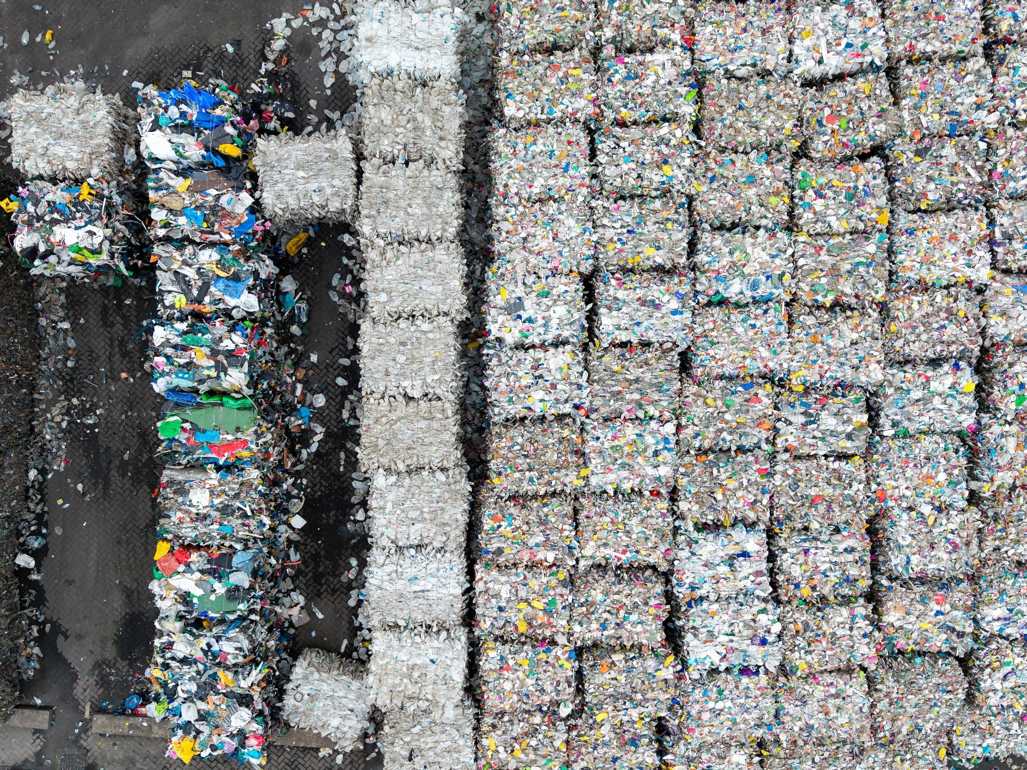 Solar Photoreforming Technologies Advance Plastic Waste Recycling