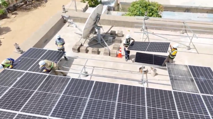 UK-Backed Solar Initiative Pilots New Model to Cut Diesel Generator Use in Humanitarian Settings