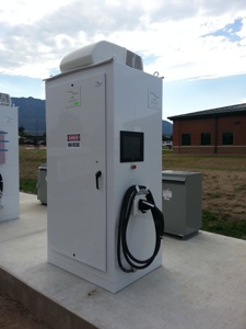 Bidirectional, Fast-Charging Stations Developed for Plug-In Electric Vehicles