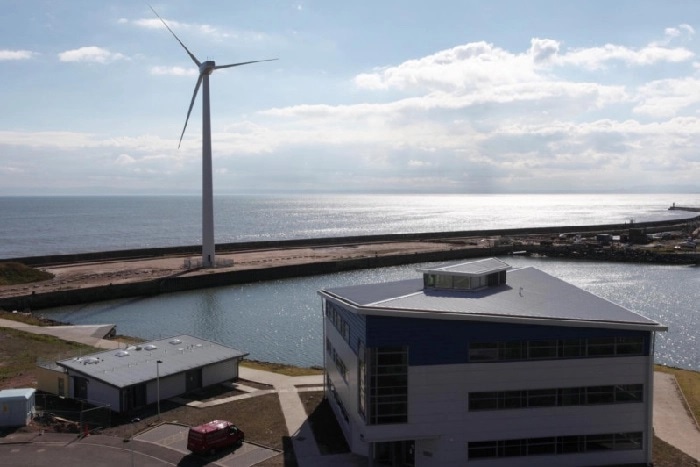 Edinburgh Firm Partners with EU Project to Make Hydrogen Fuel from Seawater