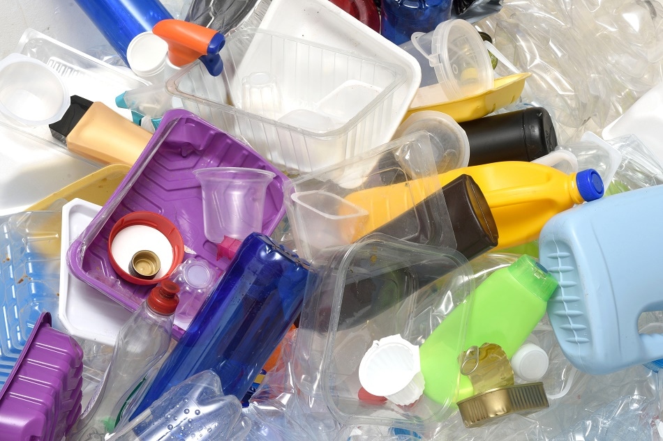 Major Corporations Back Factory Using Enzymes to Recycle Plastics