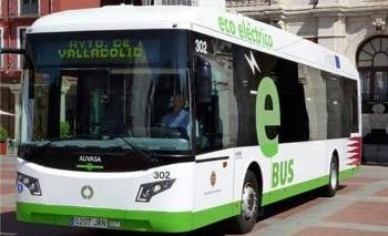 New Hybrid Valladolid Municipal Fleet Vehicles Presented at Plaza Mayor