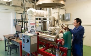 Argonne Researchers Design Inexpensive, High-Efficiency Thermal Energy Storage System