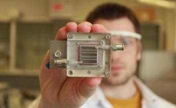Novel Process to Purify Polluted Air and Generate Power Simultaneously