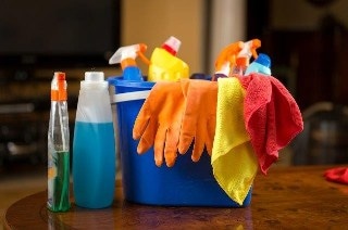 Bleach Fumes can Form Airborne Particles that Could be Harmful When Inhaled