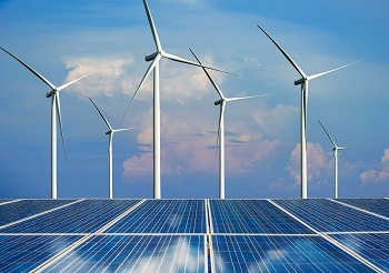 Renewable Energy Overtakes Fossil Fuels in the UK for the First Time 