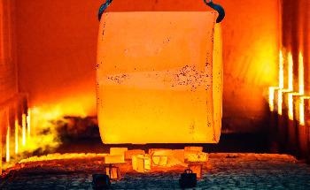 Mid-Latitude Biomass Burning Largely Contributes to Black Carbon Aerosols Heating the Arctic