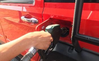 Global Comparative Analysis of Greenhouse Gas Emissions of Passenger Cars