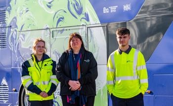 SSE’s COP26 ‘Road to Renewables’ EV Bus Heralds the Contribution of Their Young Green Engineers at Greater Gabbard