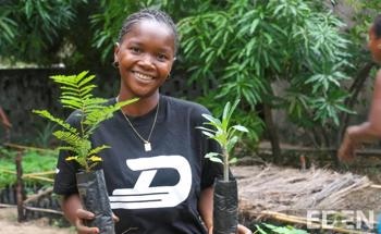 Health Food Retailer Targets 150,000-Tree Environmental Pledge