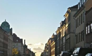 Residential Air Pollutants Linked to Elevated Risk of SARS-CoV-2 Infection in Young Adults