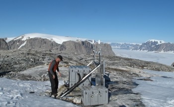 A New Approach Tracks Greenland’s Daily Ice Loss
