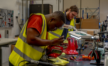 High Repair Costs Drive Global E-waste Crisis as 56% of Consumers Choose to Discard Electronics