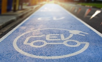 Revolutionizing EV Charging: Optimizing Wireless Power Transfer with Ferrite Coils