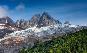 Alpine Ice Core Reveals Pre-Industrial Pollution from Roman Era to Early Modern Europe