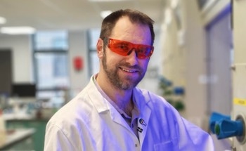 Breakthrough Offers Endless Recycling for Acrylic Plastics Without the Environmental Cost