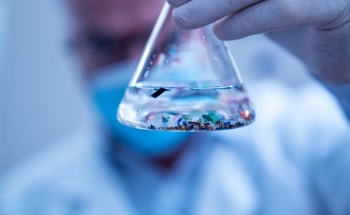 Alkaline Thermal Treatment Converts Plastic Waste into Hydrogen